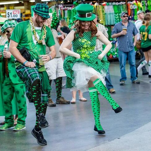 St. Patrick Day Socks Shamrock Striped Long Compression Socks for Women Irish Green Holiday Over the Knee High Socks in Saudi Arabia