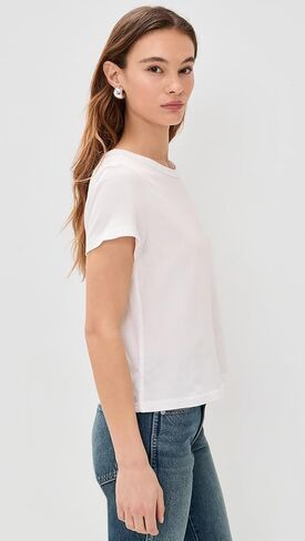 AMO Women's Love Tee in Saudi Arabia