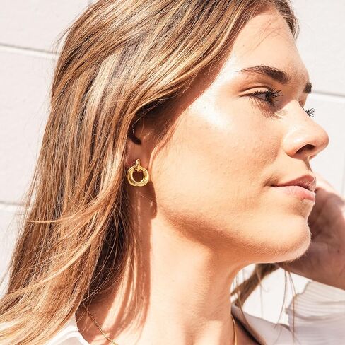 Linked Circle Stud Post Earrings | Interlocking Double Hoop Circle Earrings | Silver in Kuwait