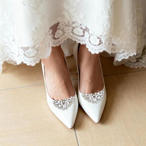 4Pcs Rhinestone Shoe Clips, Detachable Crystal Shoe Buckle Jewelry for Women Dress Shoes Shoes Jewelry Decoration Elegant Shoe Accessories for Bridal Wedding Party in Saudi Arabia