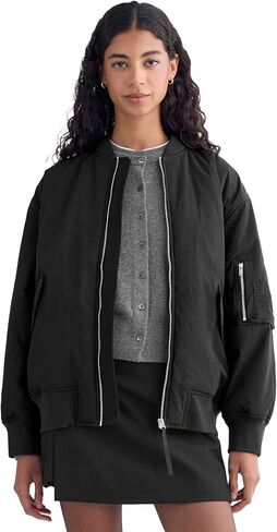 Everlane womens Everlane Renew Oversized Puffer Bomber in Saudi Arabia