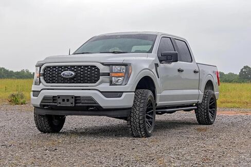 Rough Country OV2 Running Boards for Ford F-150/Lightning, F-250/F-350 SuperDuty (2015-2026) CrewCab - Contoured Side Step Bars, Easy Bolt-On Install in Saudi Arabia