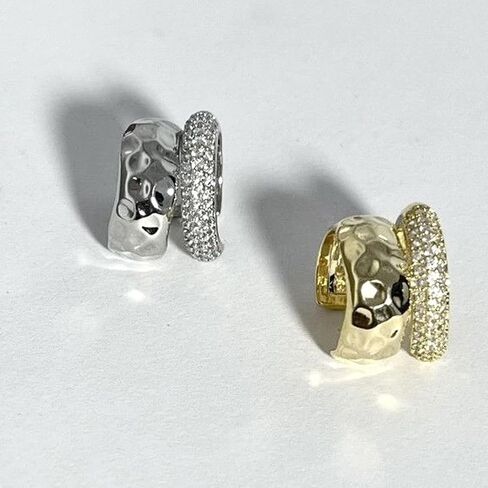 Ear Cuff Earrings for Women Trendy Gold Ear Cuffs non Piercing Clip on Cartilage Earrings Chunky Gold Ear Cuff Earrings Fake Earring Cuffs non Pierced Jewelry Gift in Saudi Arabia