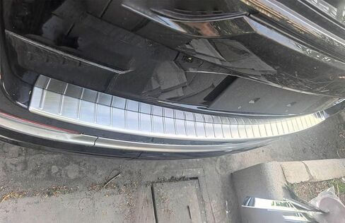 Rear Bumper Guard Cover Protector Compatible with Jeep New Grand Cherokee 2026 2025 2024 Outside Rear Trunk Bumper Cover Car Accessories Stainless Steel 1PC(Black Brushed Finish) in Saudi Arabia