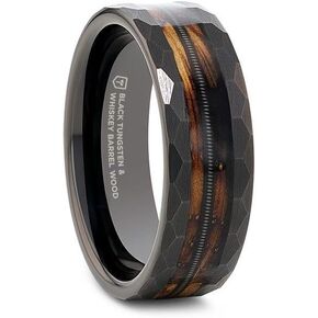 خاتم التنغستن الأسود | برميل الويسكي المتفحم من الخشب وسلسلة الجيتار | 8 ملم | للرجال in Kuwait