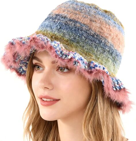 قبعات دلو كروشيه للنساء، قبعة صغيرة عصرية للنساء، قبعات شتوية لطيفة، قبعة متماسكة للنساء in Kuwait