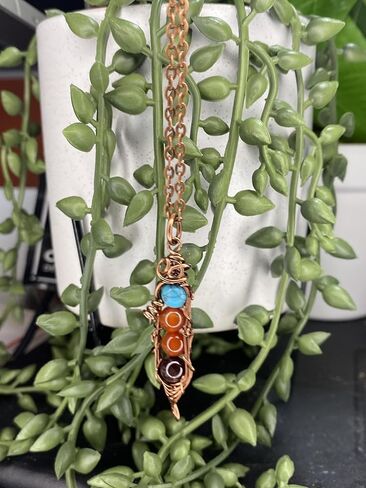 Birthstone Peas in a Pod-Customizable Gemstone PeaPod Charm (1,2,3,4,5 or 6) Necklace Wire Wrapped in your choice of wire-Mothers necklace -grandmothers pendant in Saudi Arabia