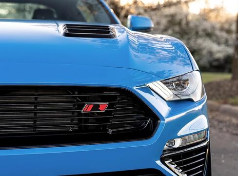 Blue Oval Industries Roush 422325 Hood Vent Heat Extractors Gloss Black Pair for 2018-2023 Ford Mustang in Saudi Arabia