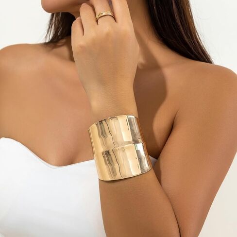 Chunky Bracelets for Women Gold Bangle Bracelets for Her Statement Jewlery in Saudi Arabia