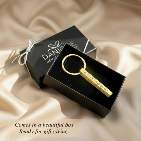 Drive Safe Custom Keychain - توقف عن فقدان مفاتيحك بأناقة | سلاسل مفاتيح شخصية ثلاثية الأبعاد بأسماء | فضي، أسود، ذهبي، ذهبي وردي، قوس قزح | هدايا الانتقال لمنزل جديد/شقة لعيد الميلاد in Saudi Arabia