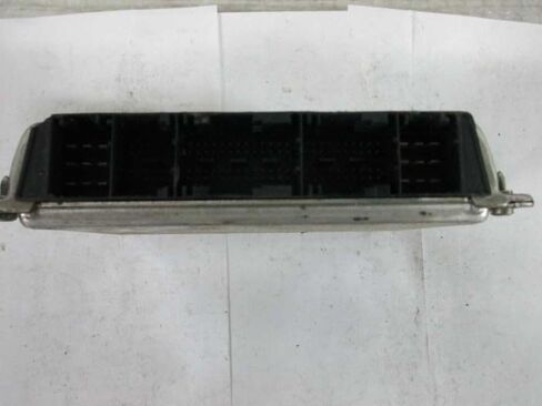 وحدة التحكم في المحرك ECM باستثناء Xi Fits 03-05 المتوافقة مع BMW 330i 12147527015 7527015 in Saudi Arabia