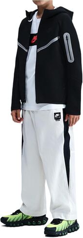 هودي Nike Sportswear Tech Fleece للأطفال الكبار بسحاب كامل مع لمسات عاكسة (أسود/أسود/أسود) in Saudi Arabia