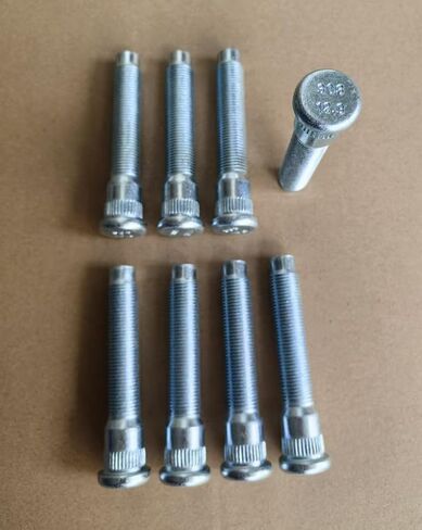 8pcs 9/16-18 Rear Serrated Wheel Lug Stud Bolts 610-303 3.28 in. UHL Replacement for 1985-2004 Ford F-250, 85-97 F-350, 87-04 E-350 Econoline, 00-04 E-450 in Saudi Arabia