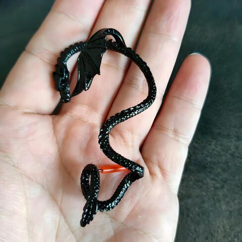 1PCS Dragon Climber Ear Wrap Earrings for Women Men Metal Winged Flying Dragon Ear Wrap Cuffs Earring in Saudi Arabia