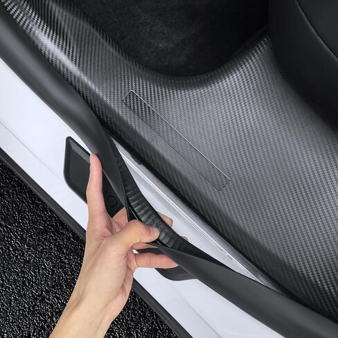 واقي عتبة الباب لسيارة Tesla Model Y Juniper 2025 2026 مع واقي ممتص للصدمات مضاد للركلة ويحافظ على نظافة غطاء حماية عتبة الباب لملحقات Tesla Model Y Juniper (نمط ألياف الكربون ABS) in Kuwait