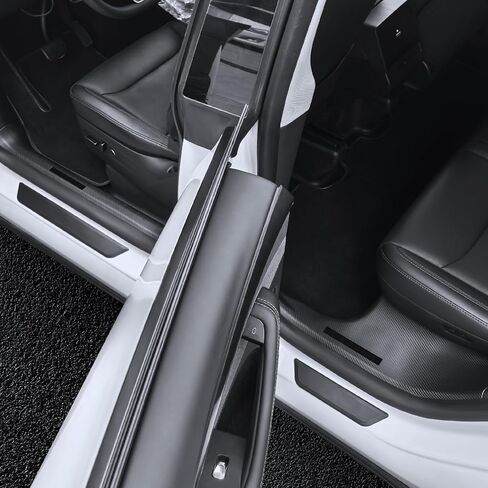 واقي عتبة الباب لسيارة Tesla Model Y Juniper 2025 2026 مع واقي ممتص للصدمات مضاد للركلة ويحافظ على نظافة غطاء حماية عتبة الباب لملحقات Tesla Model Y Juniper (نمط ألياف الكربون ABS) in Kuwait