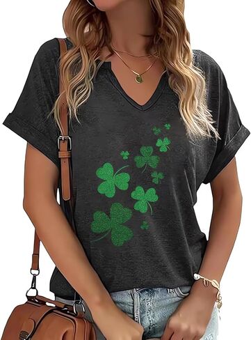قمصان يوم القديس باتريك برقبة على شكل حرف V للنساء قميص برسومات Lucky Irish Shamrock Clover كاجوال بأكمام قصيرة in Kuwait