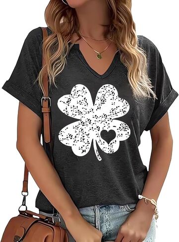 قمصان يوم القديس باتريك برقبة على شكل حرف V للنساء قميص برسومات Lucky Irish Shamrock Clover كاجوال بأكمام قصيرة in Kuwait