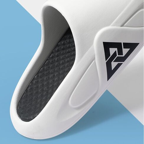 Casual slippers,Double layered design sandals with soft insoles,anti slip thick soles casual lightweight and wear resistant for outdoor use on the beach in Saudi Arabia