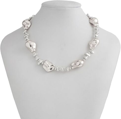 Pearl Choker Necklaces for Women Chunky Gold Beaded Pearl Necklaces Charm Pearls Choker Necklace Vintage Statement Necklace Dainty Y2K Jewelry Boho Prom Jewelry Gift for Women in Saudi Arabia