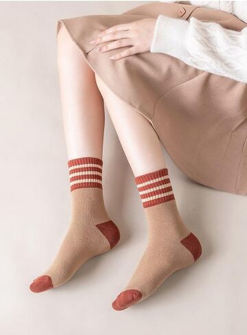 5 Pairs Soft Warm Thermal Crew Socks Vintage Casual Winter Socks Knit Wool Hiking Cozy Socks in Saudi Arabia
