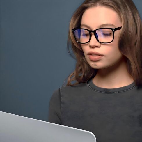 إطارات نظارات أنيقة للنساء والرجال - نظارات ألعاب الكمبيوتر المضادة للأشعة فوق البنفسجية، تصميمات مربعة خفيفة الوزن (أسود/شفاف) in Saudi Arabia