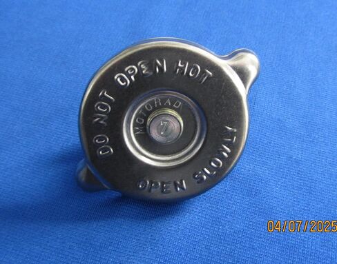 غطاء وقود من الفولاذ المقاوم للصدأ لحام لينكولن Sa 200 مع ختم فيتون + 7 رطل. غطاء الرادياتير + ترموستات 160 درجة وحشية in Kuwait