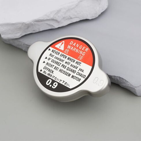 Radiator Cap 45mm 0.9 Bar 15272-72020 Compatible with Kubota Tractor B5200 B7200 L185 L175 in Saudi Arabia