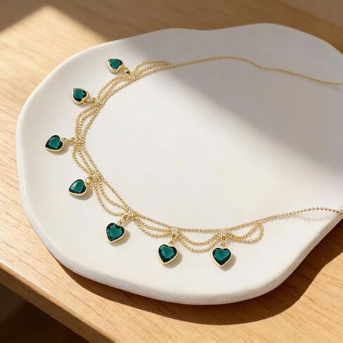 قلادة على شكل قلب أخضر من النحاس المطلي بالذهب عيار 14 قيراط للنساء، قلادة قلادة على شكل قلب أخضر مكعبة من حجر الزركون وحجر الراين، مجوهرات عصرية عصرية للارتداء اليومي وهدايا الحفلات in Kuwait