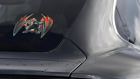 Elektroplate Officially Licensed Game of Thrones Drogon Dynamic Decal - 3.3" x 5.0" | Premium All Weather Sticker for Car, Water Bottle, Laptop, Tablet, Cooler, Toolbox, Phone | Made in The USA in Saudi Arabia