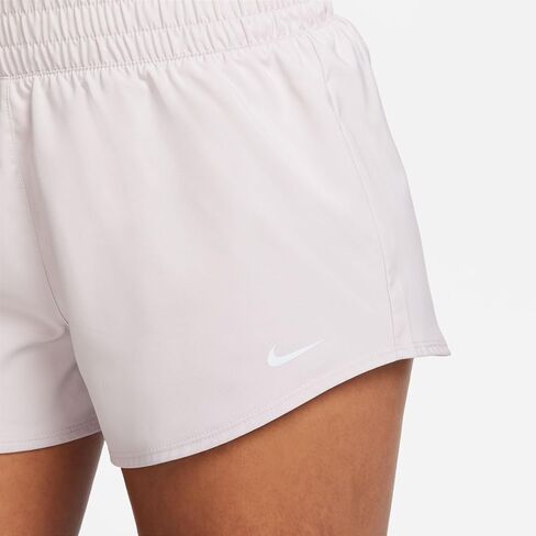 شورت Nike One للسيدات Dri-FIT متوسط ​​الارتفاع 3 بوصة ببطانة قصيرة (بنفسجي بلاتيني، DX6010-019) مقاس كبير in Saudi Arabia