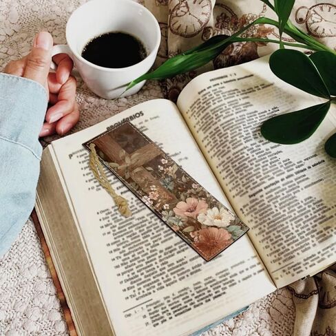 Vintage Style Brown Floral and Cross Bible Case with Bookmark Waterproof Bible Cover Case for Women Lightweight Bible Bag with Handle Pockets Church Book Bag in Saudi Arabia