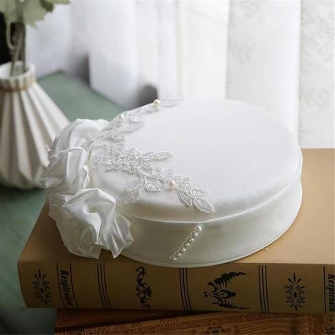 قبعات الكنيسة للنساء، قطع زينة بيضاء للحفلات، قبعة زفاف مزينة بزهرة الساتان والدانتيل 2025 in Kuwait