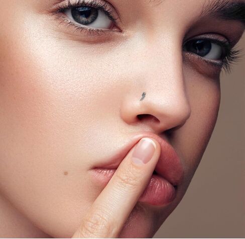 2 قطعة G23 التيتانيوم 16 جرام الخيوط الداخلية عودة الأنف مسمار الدائري مونرو Labret الشفاه خواتم اللولب مسمار الغضروف الزنمة القرط ثقب المجوهرات in Kuwait