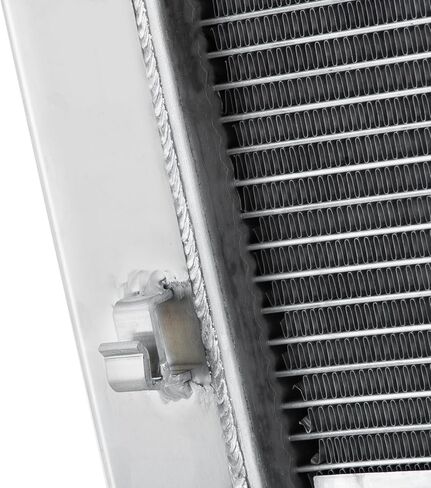 3-ROW Aluminum Radiator Shroud Fan Relay Compatible With 2005-2006 Pontiac GTO 6.0L V8 LS2 in Kuwait