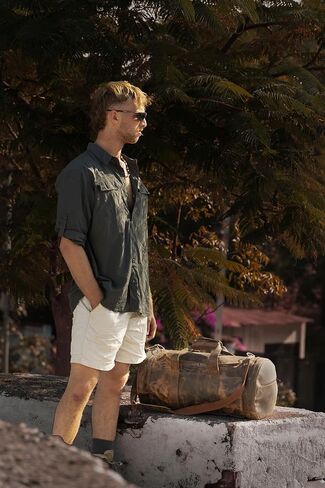 حقيبة ساتشيل اند فابل 22 بوصة مصنوعة يدويًا من الجلد البني العتيق للسفر وصالة الألعاب الرياضية وعطلة نهاية الأسبوع للرجال (بني داكن، 22) in Kuwait