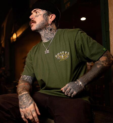 تي شيرت Sullen الرجالي Forever Lucky St Patricks Day Capsule Tattoo Lifestyle Graphic من القطن الفاخر بأكمام قصيرة in Saudi Arabia