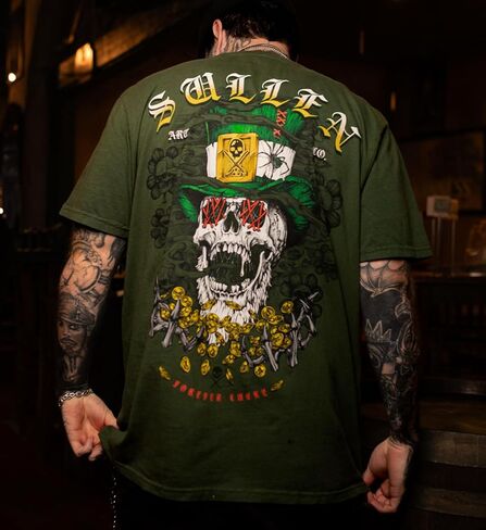 تي شيرت Sullen الرجالي Forever Lucky St Patricks Day Capsule Tattoo Lifestyle Graphic من القطن الفاخر بأكمام قصيرة in Saudi Arabia