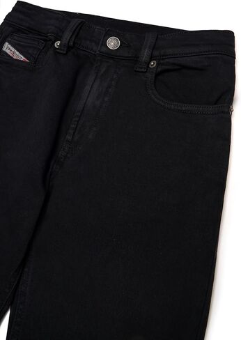 جينز JoggJeans® الملون للأولاد من ديزل - 2010 in Kuwait