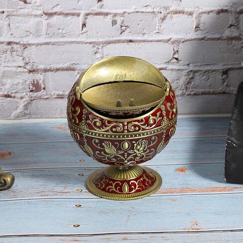 Vintage Globe Ashtray, Zinc Alloy Retro Smoking Accessories with Lid and Cigarette Holder, Decorative Ornament for Home Hotel Club Gift in Saudi Arabia