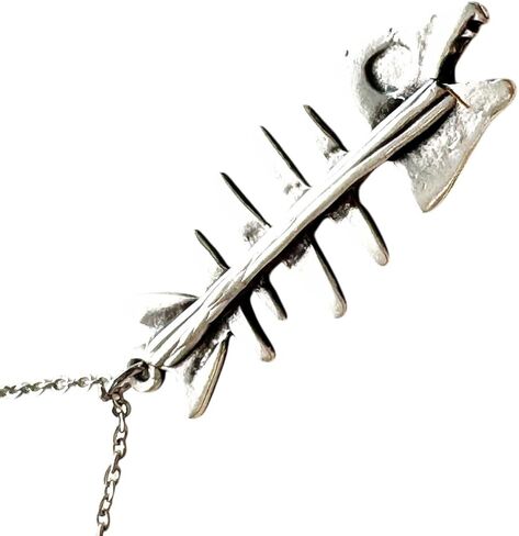 UMBRELLALABORATORY Silver fish skeleton necklace for women fishbone in Kuwait