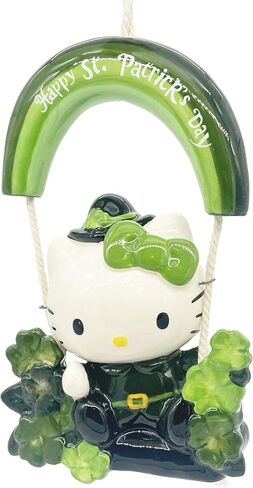 Hello Kitty Good Luck Garden Swinger، 2.45 بوصة طول × 2.45 بوصة عرض × 9.5 بوصة ارتفاع من تصميم بلو سكاي كلاي وركس in Saudi Arabia