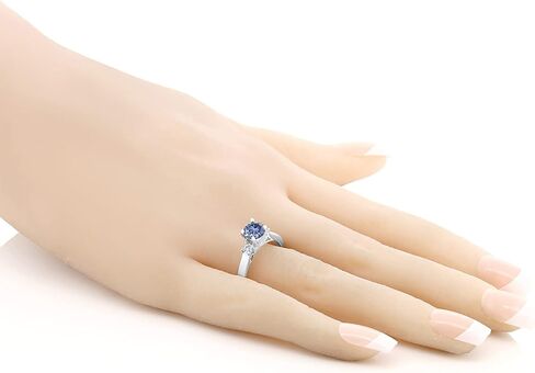 خاتم خطوبة من Gem Stone King 0.93 قيراط مويسانيتي أزرق فارسي وماس أبيض من 3 أحجار للنساء | 925 فضة استرلينية | مستديرة 6 ملم و 2.5 ملم in Saudi Arabia