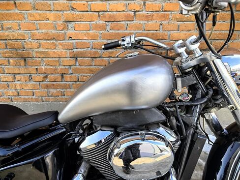 15L Motorcycle Petrol Gas Fuel Tank For HONDA VT750 SHADOW750 1997-2003 in Kuwait