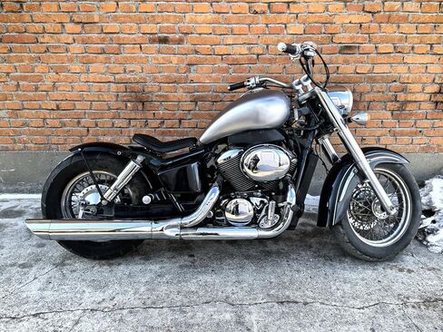 15L Motorcycle Petrol Gas Fuel Tank For HONDA VT750 SHADOW750 1997-2003 in Kuwait