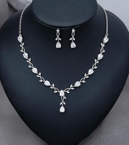 مجموعة مجوهرات الزفاف مكونة من 4 قطع للنساء مطلية بالبلاتينيوم مكعب زركونيا على شكل دمعة وأقراط وسوار قابل للتعديل وحلقة زفاف وإكسسوارات حفلات الزفاف ووصيفات العروس مع صندوق هدايا in Kuwait