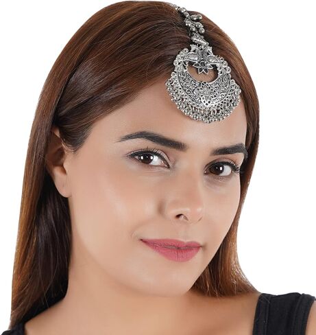 Jwellmart فضية عرقية بوهومية تقليدية مزينة باللؤلؤ تصميم بيان مؤكسد كبير الحجم Maang Tikka/Maang Tika للنساء in Saudi Arabia