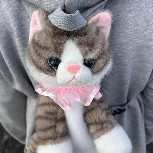 حقيبة ظهر للحيوانات المحشوة - حقيبة ظهر قطيفة محشوة نابضة بالحياة، حقيبة مصنوعة يدويًا على شكل قطة واقعية لطيفة (نمط رمادي) in Saudi Arabia