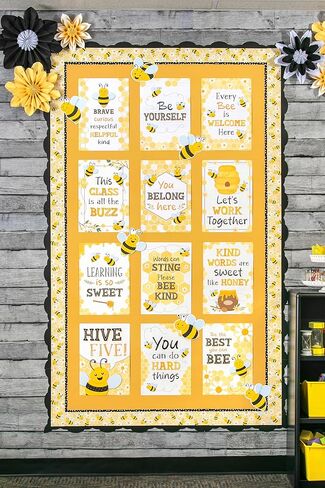 حواف ملفوفة على شكل سكالوب سوداء فاخرة من المعلم - 50 قدمًا - تزيين لوحات الإعلانات والجدران والمكاتب والنوافذ والأبواب والخزائن والمدارس والفصول الدراسية والمدرسة المنزلية والمكاتب in Kuwait