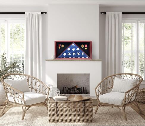 صندوق الظل العسكري - حافظة علم من الخشب الصلب للعلم الأمريكي، وبطانة مخملية مثل اللباد للميداليات، وزجاج شبكي مصقول (الماهوجني) لا يناسب علم الدفن in Kuwait